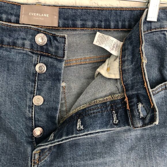 EVERLANE Cheeky Denim Jean Shorts Button Fly Pockets Distressed Fray Hem Size 31 - Picture 8 of 10